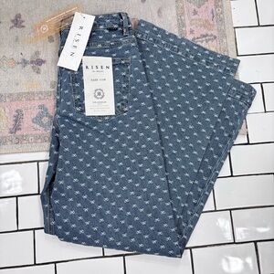NWT! Risen Bow Jeans